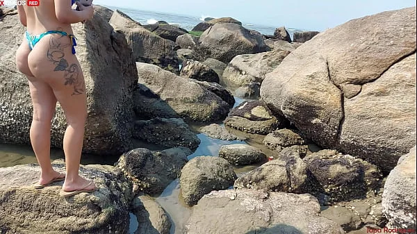 FUI NA PRAIA COM MEU AMIGO  E ACABEI TRANSANDO COM ELE ( video completo xvideos RED) Lipe Louco